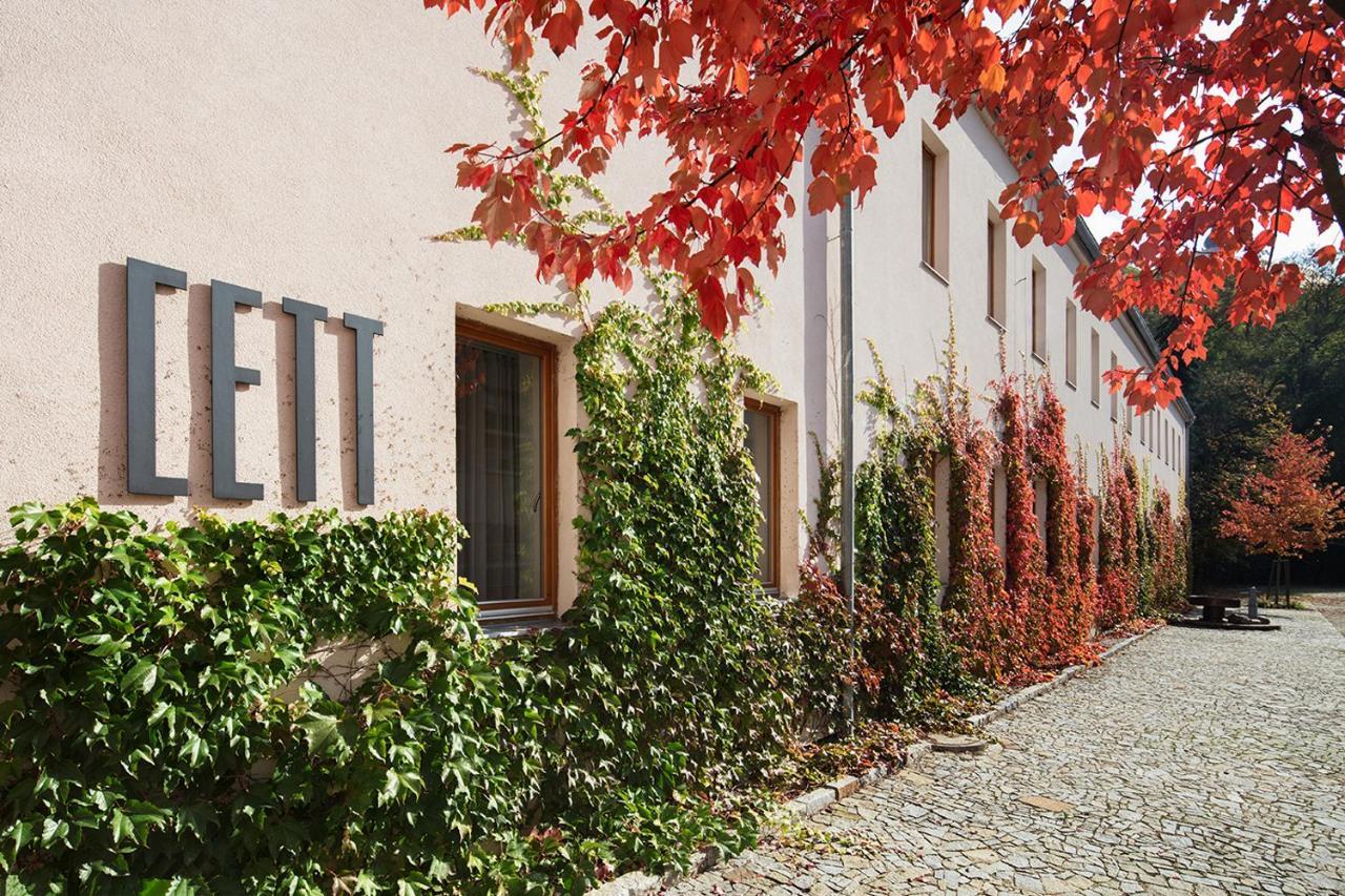 Cett Hotel Náměšť nad Oslavou Екстериор снимка