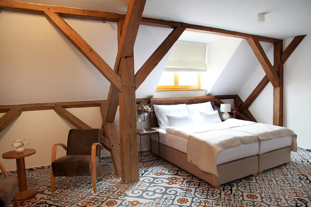 Cett Hotel Náměšť nad Oslavou Стая снимка